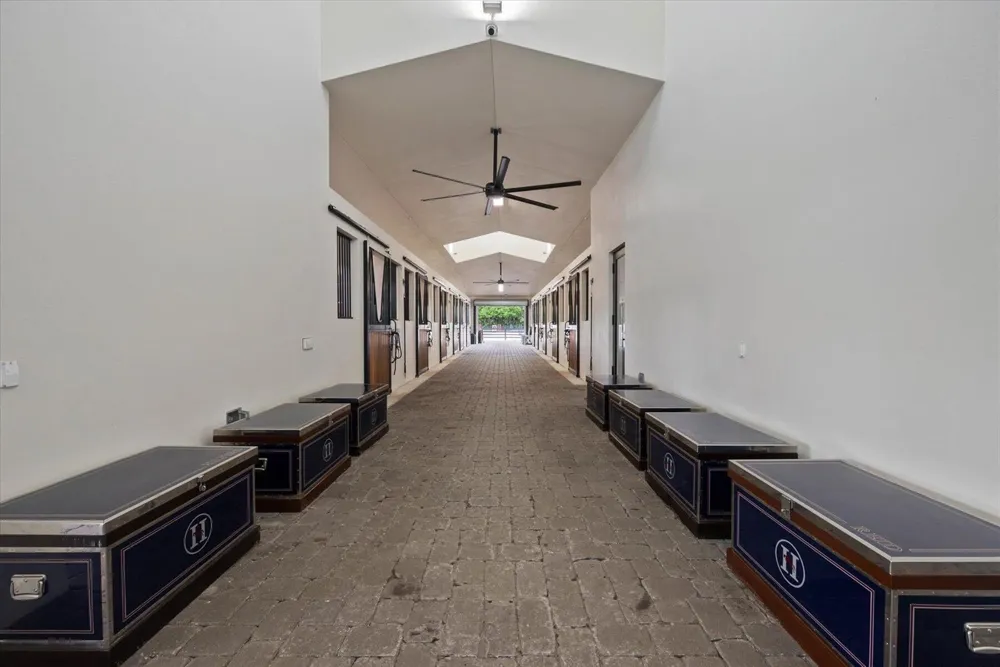 2984 Appaloosa Trail Wellington, FL 33414
