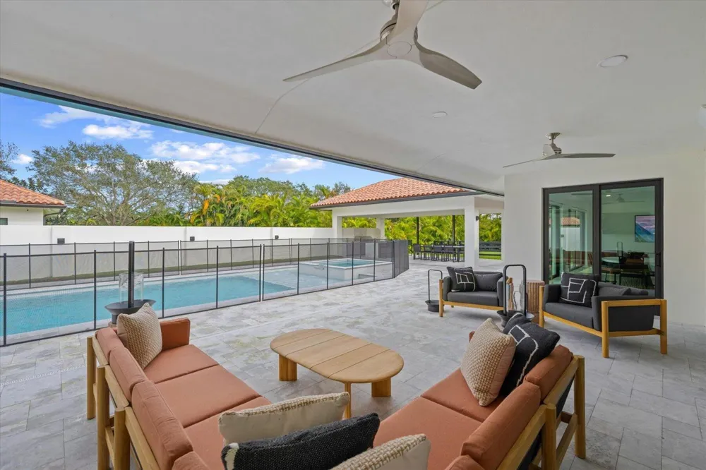 2984 Appaloosa Trail Wellington, FL 33414