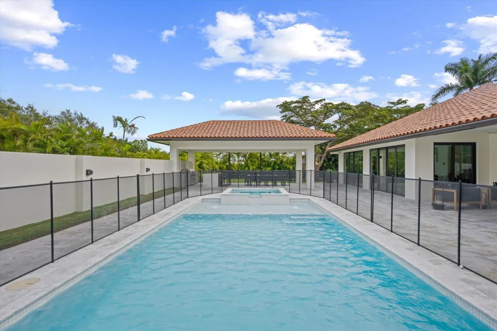 2984 Appaloosa Trail Wellington, FL 33414