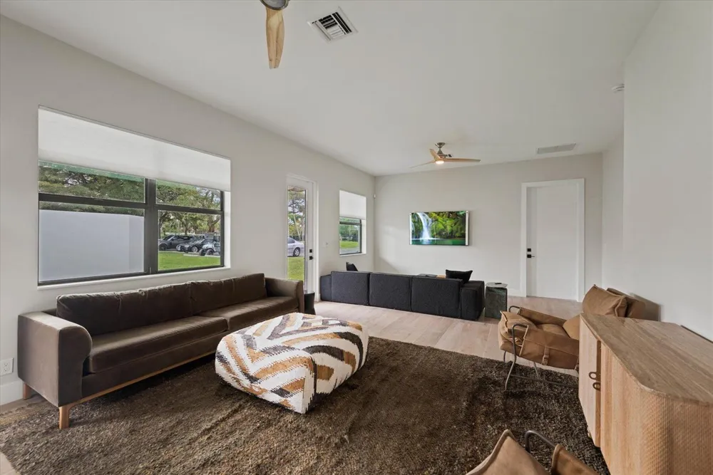 2984 Appaloosa Trail Wellington, FL 33414