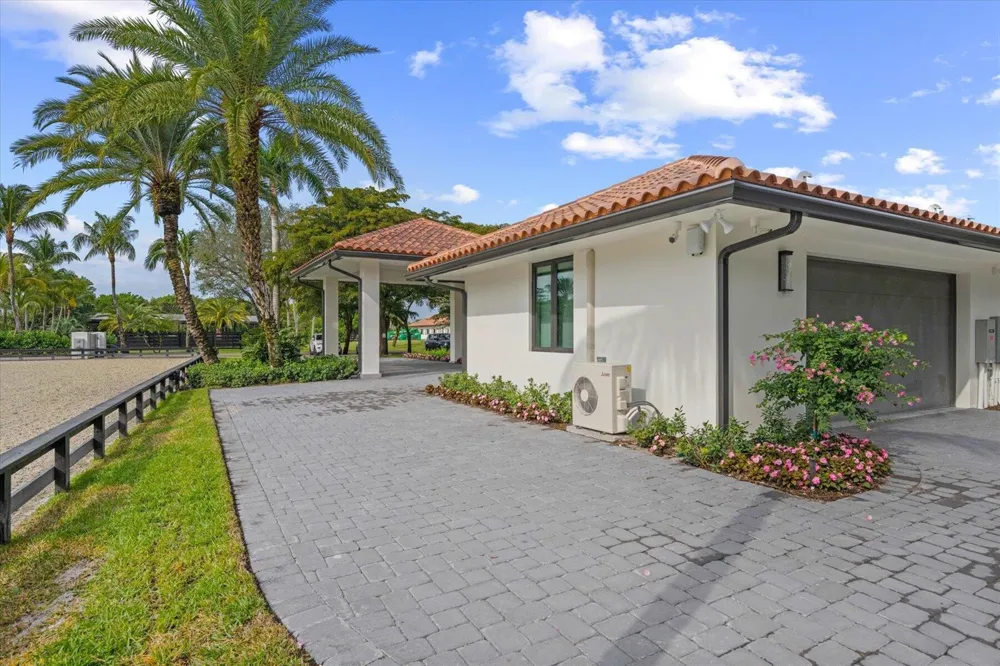 2984 Appaloosa Trail Wellington, FL 33414