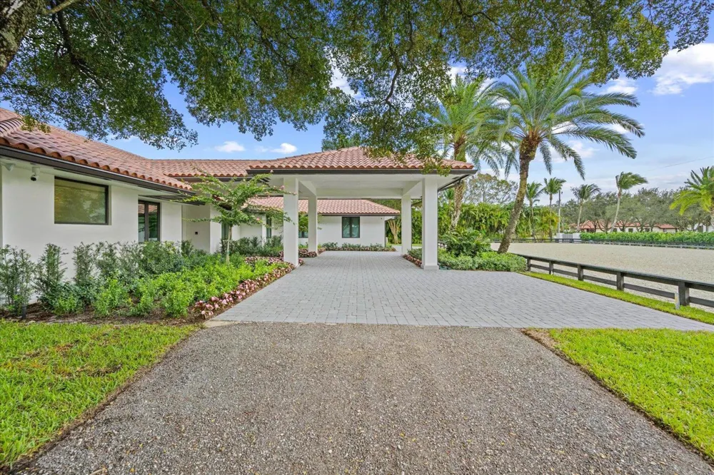 2984 Appaloosa Trail Wellington, FL 33414