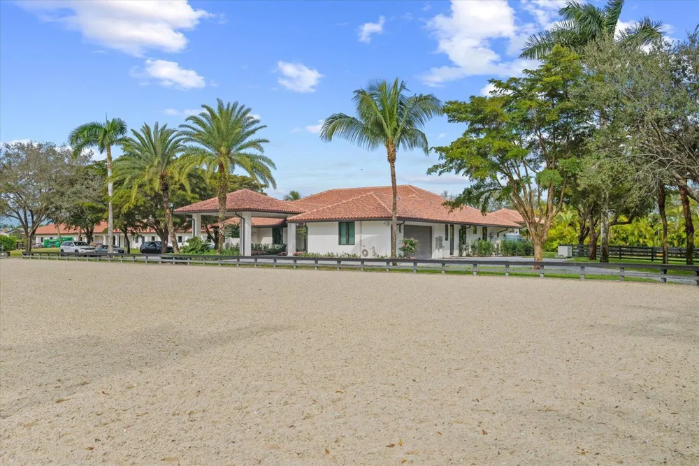 2984 Appaloosa Trail Wellington, FL 33414