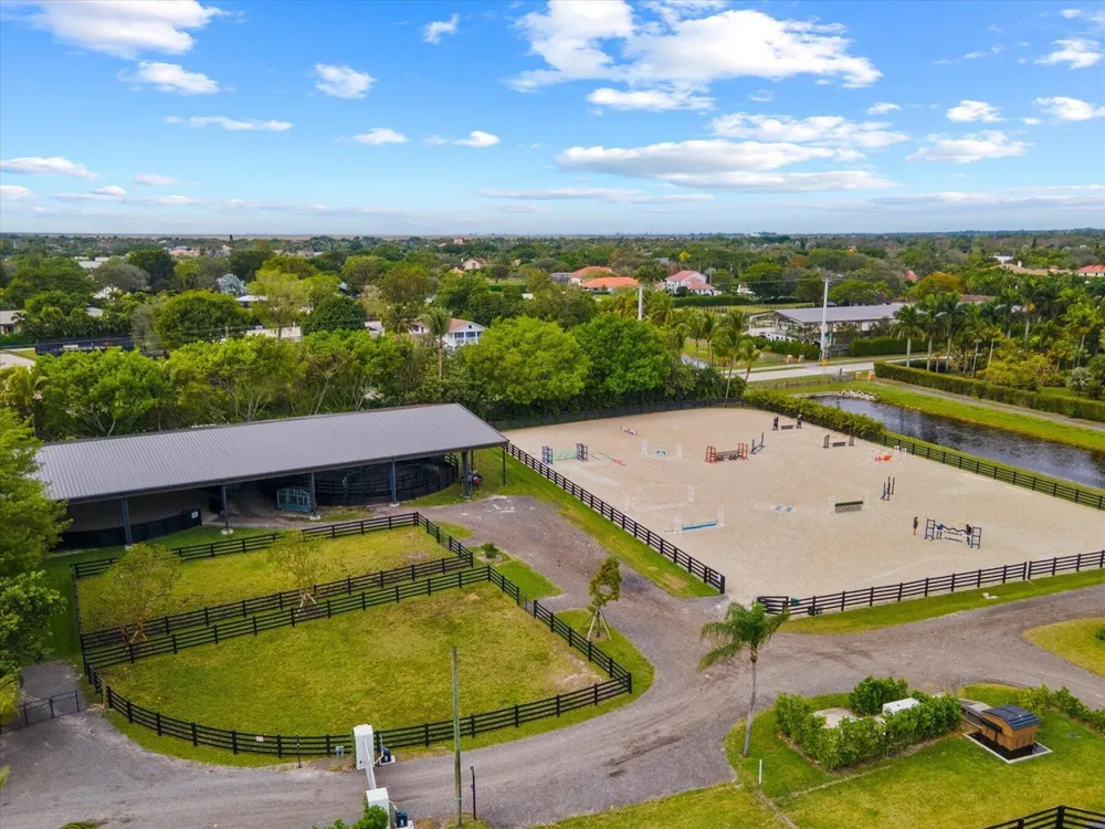 2984 Appaloosa Trail Wellington, FL 33414