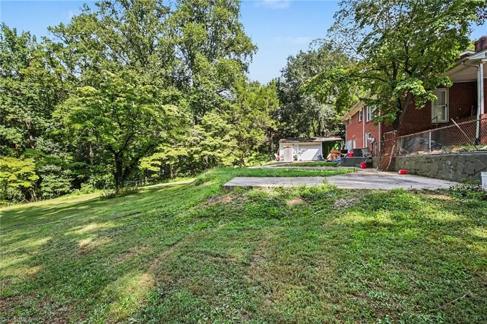 317 Lucinda Lane Kernersville, NC 27284