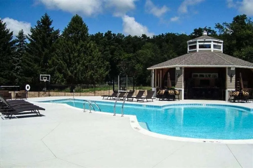 8589 Heron Court Watervliet Township, MI 49098