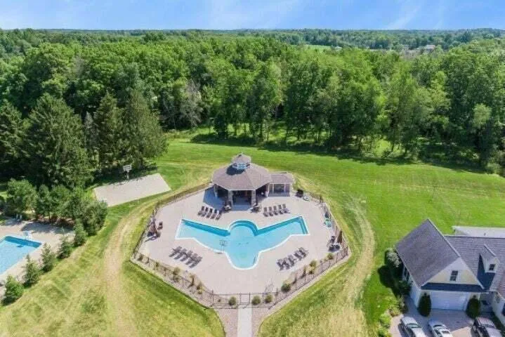 8589 Heron Court Watervliet Township, MI 49098