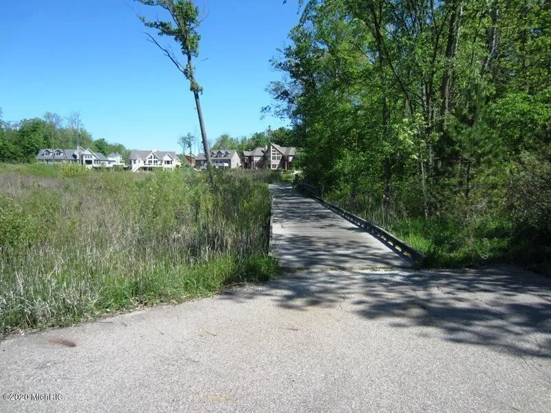 8589 Heron Court Watervliet Township, MI 49098