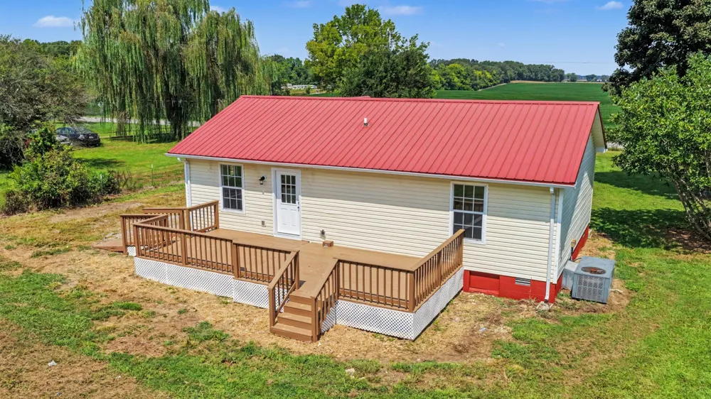 5323 Roaring Springs Rd Cadiz, KY 42211