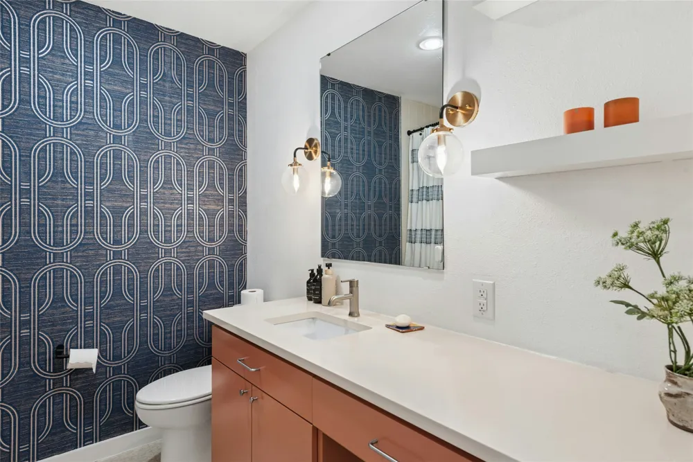 1904 Parkside Lane Austin, TX 78745