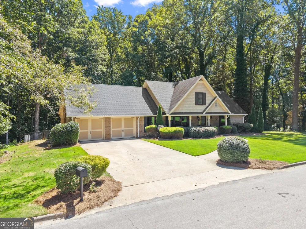 1479 Burns DR NE Gainesville, GA 30501