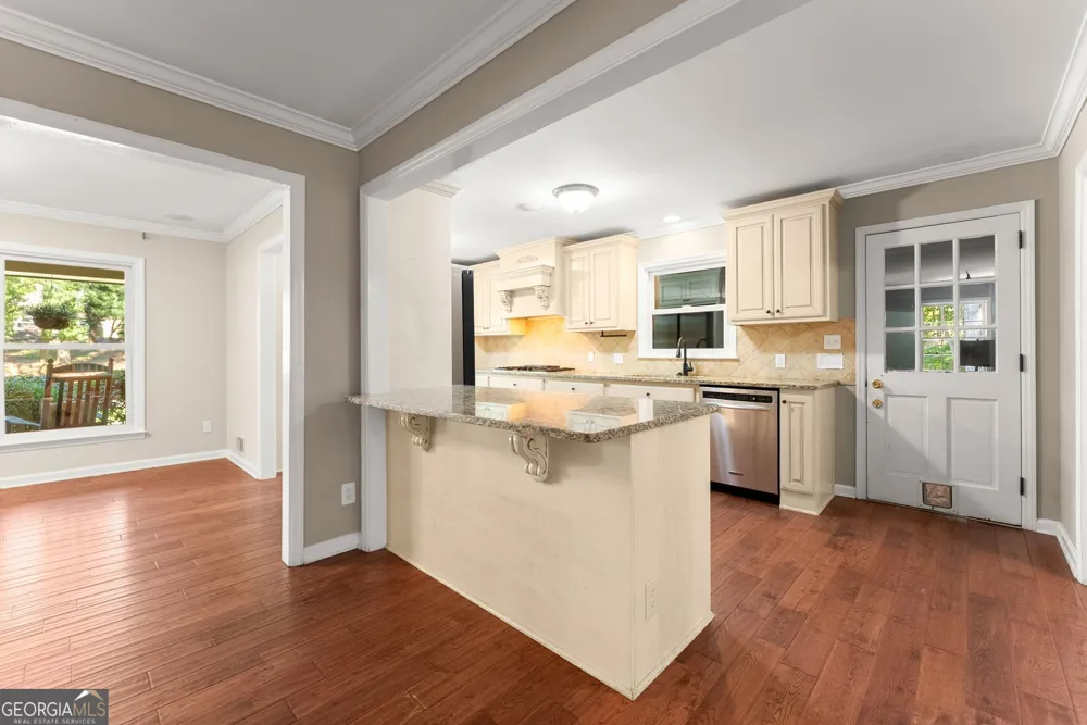 1479 Burns DR NE Gainesville, GA 30501