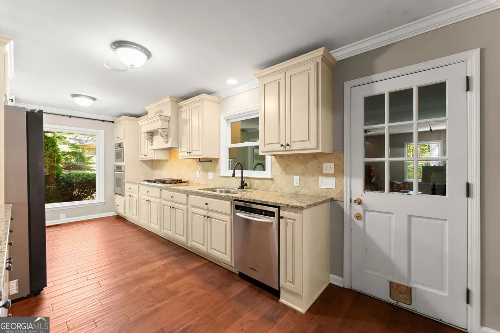 1479 Burns DR NE Gainesville, GA 30501
