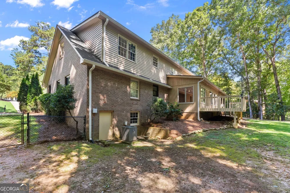 1479 Burns DR NE Gainesville, GA 30501