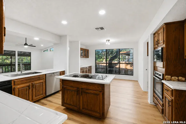 2163 ENCINO LOOP San Antonio, TX 78259