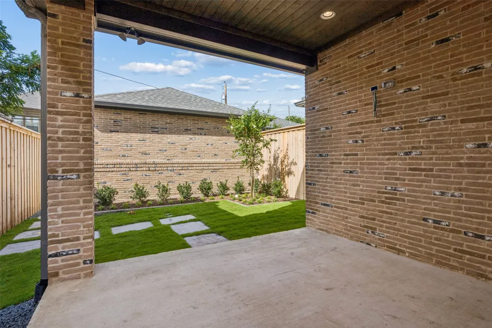 5514 Matalee Avenue Dallas, TX 75206