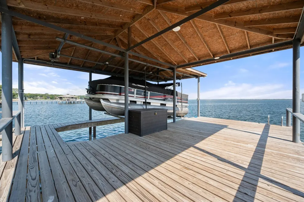 215 Pelican Point Streetman, TX 75859