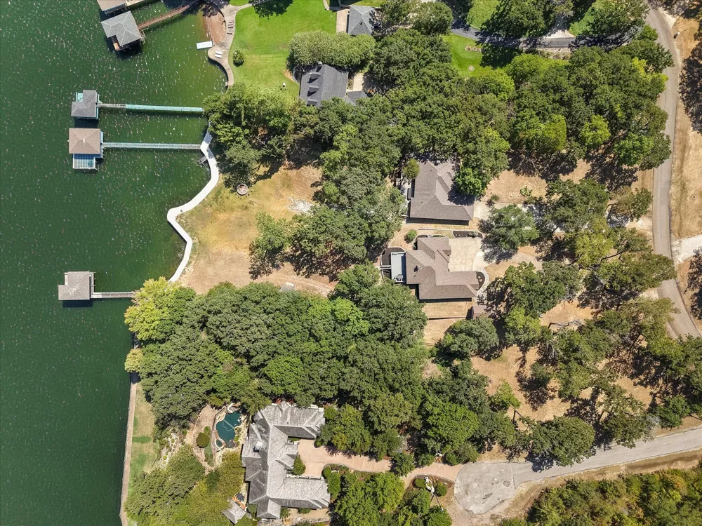 215 Pelican Point Streetman, TX 75859