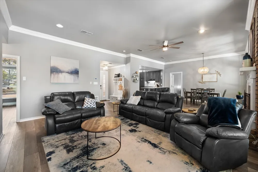 215 Pelican Point Streetman, TX 75859