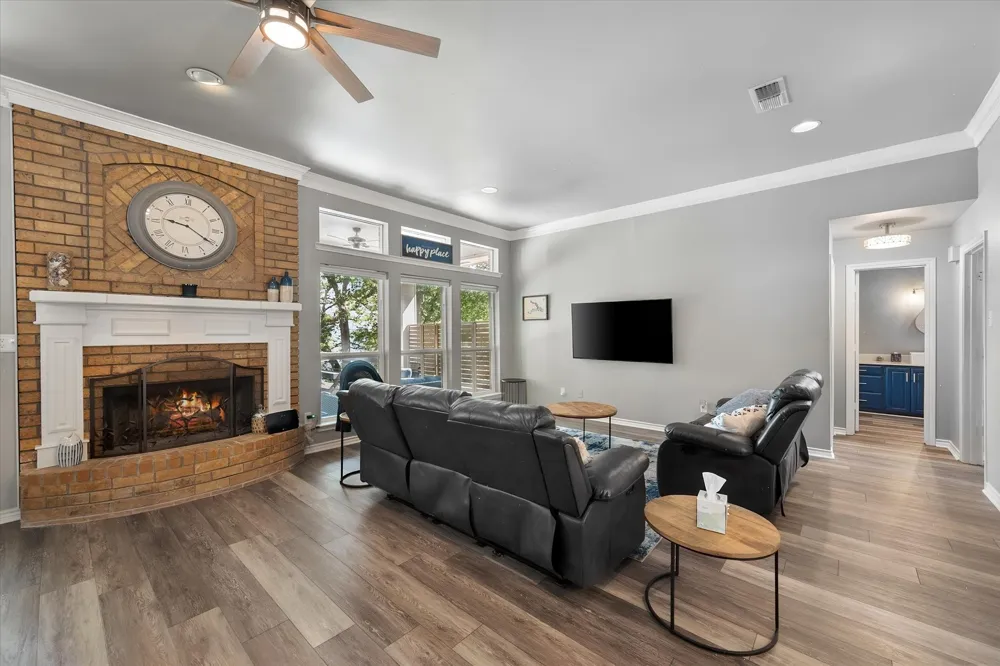 215 Pelican Point Streetman, TX 75859