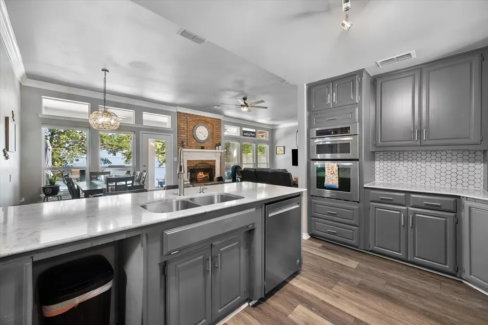 215 Pelican Point Streetman, TX 75859