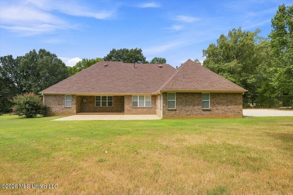 282 Douglas Road Hernando, MS 38632