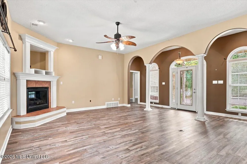 282 Douglas Road Hernando, MS 38632