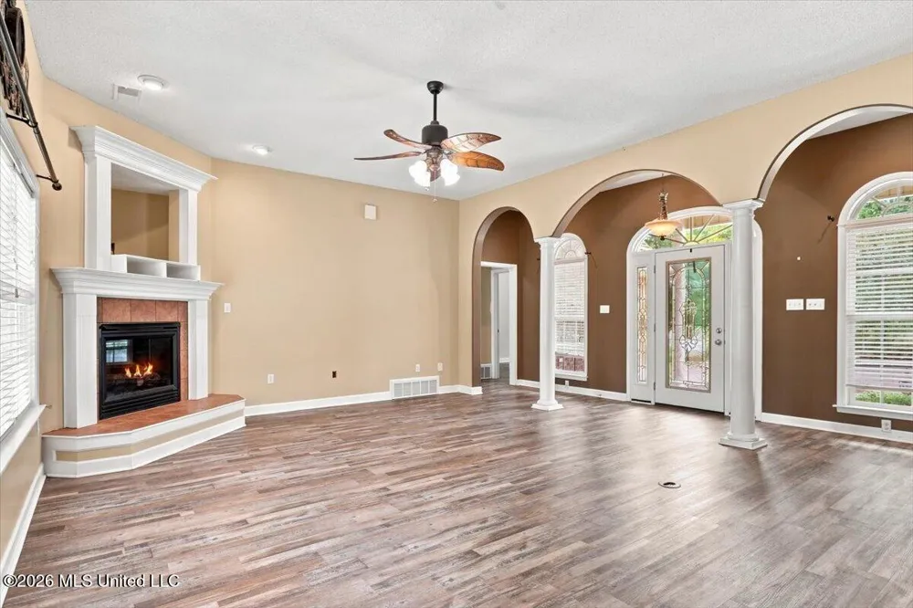 282 Douglas Road Hernando, MS 38632