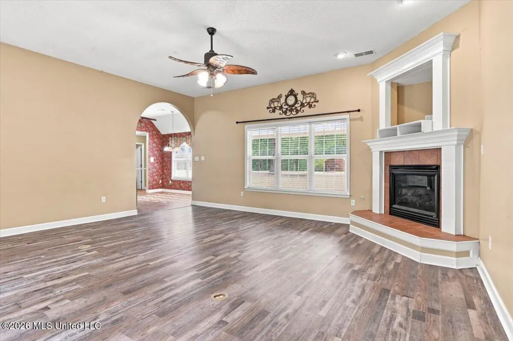 282 Douglas Road Hernando, MS 38632