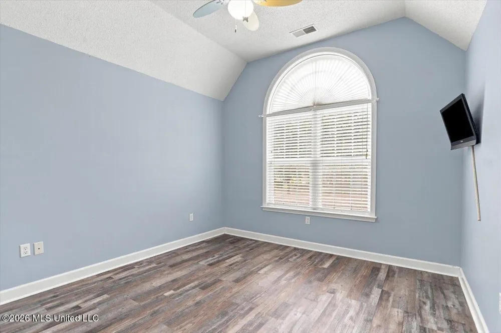 282 Douglas Road Hernando, MS 38632