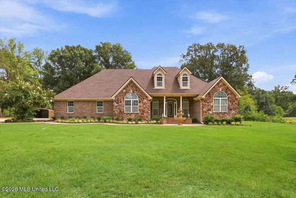 282 Douglas Road Hernando, MS 38632