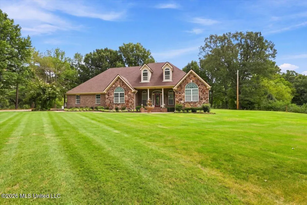 282 Douglas Road Hernando, MS 38632