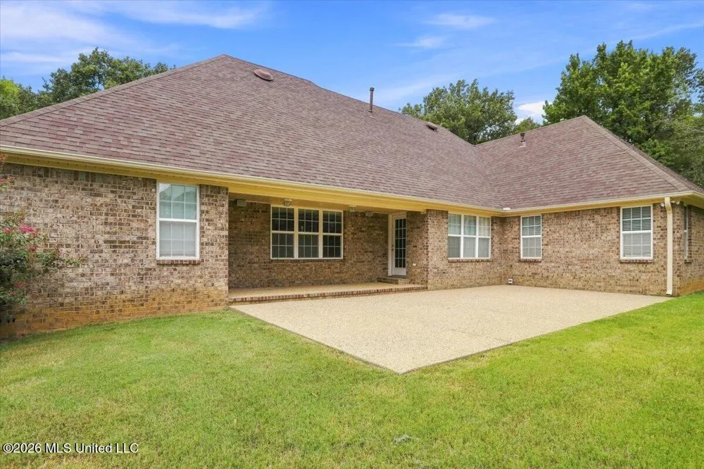 282 Douglas Road Hernando, MS 38632