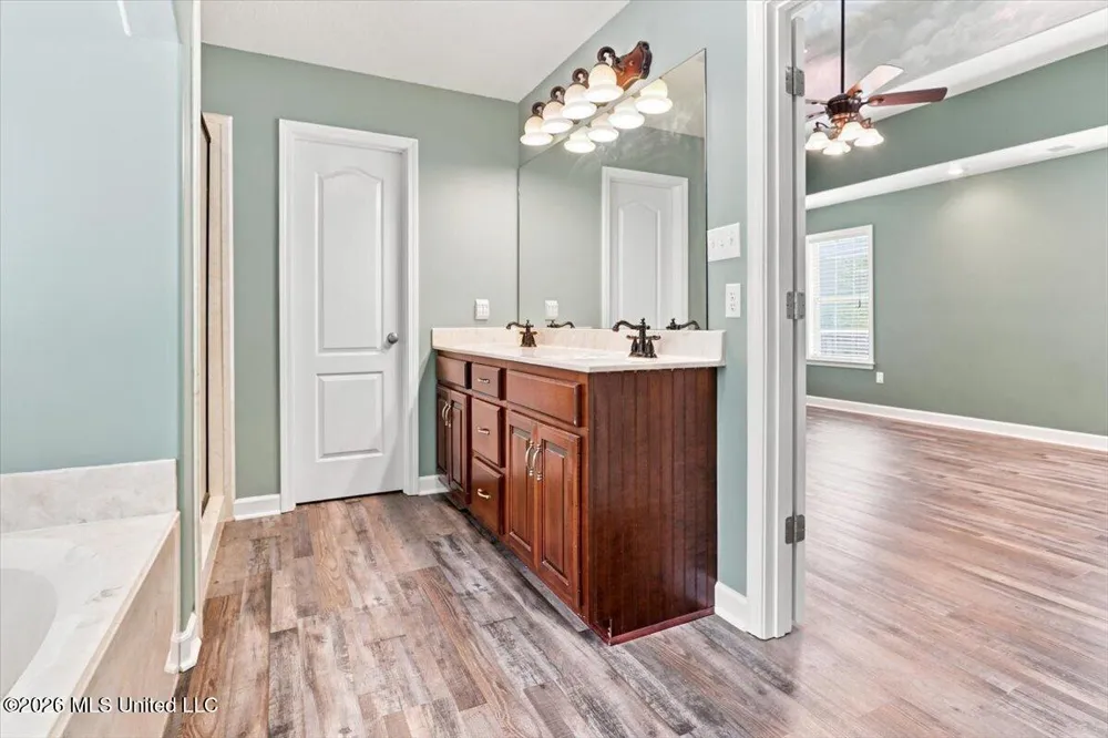 282 Douglas Road Hernando, MS 38632