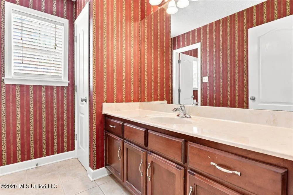 282 Douglas Road Hernando, MS 38632