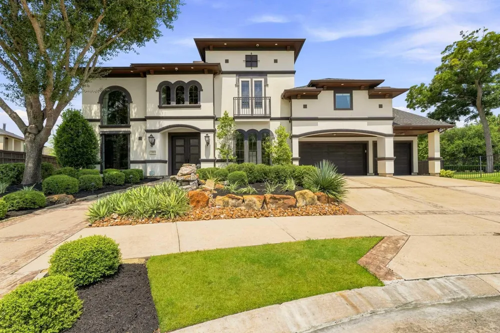 55 Prato Park Drive Missouri City, TX 77459