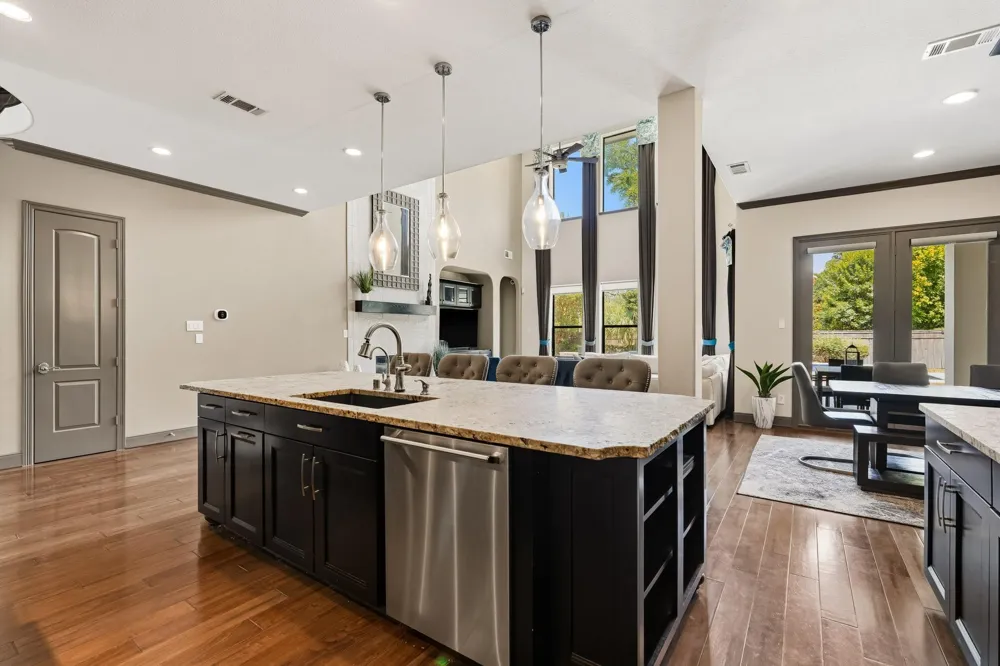 55 Prato Park Drive Missouri City, TX 77459