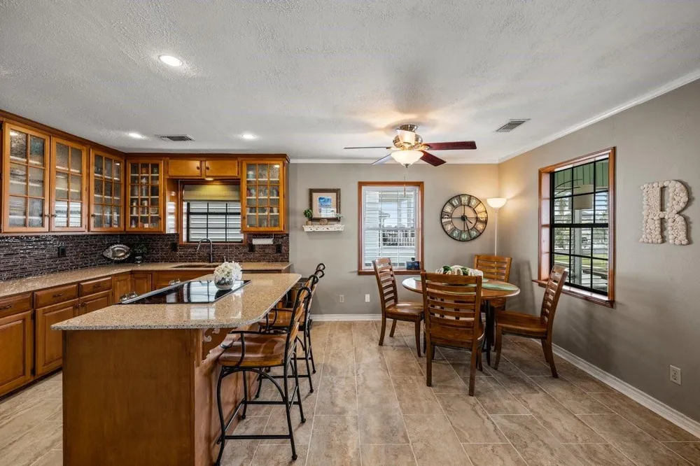 16610 Tern Road Jamaica Beach, TX 77554