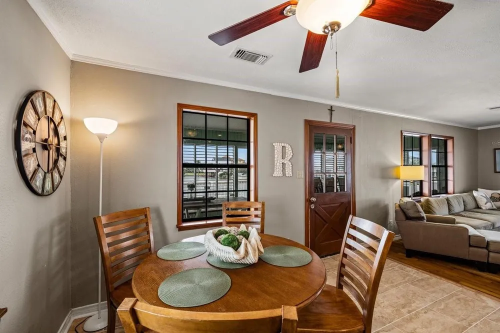 16610 Tern Road Jamaica Beach, TX 77554