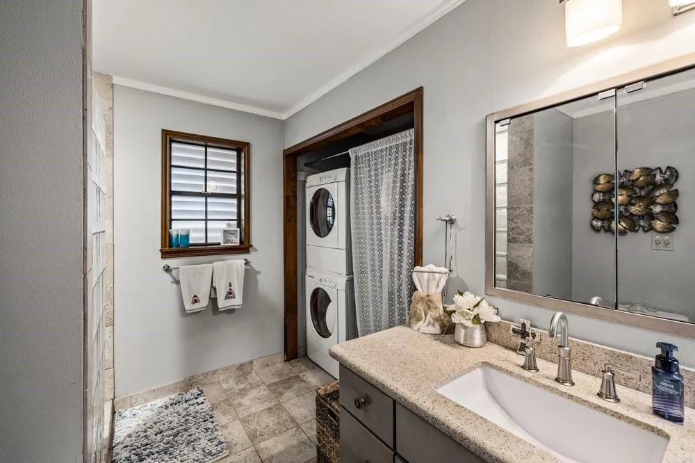16610 Tern Road Jamaica Beach, TX 77554