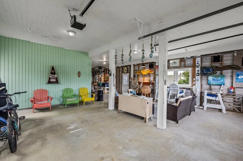 16610 Tern Road Jamaica Beach, TX 77554
