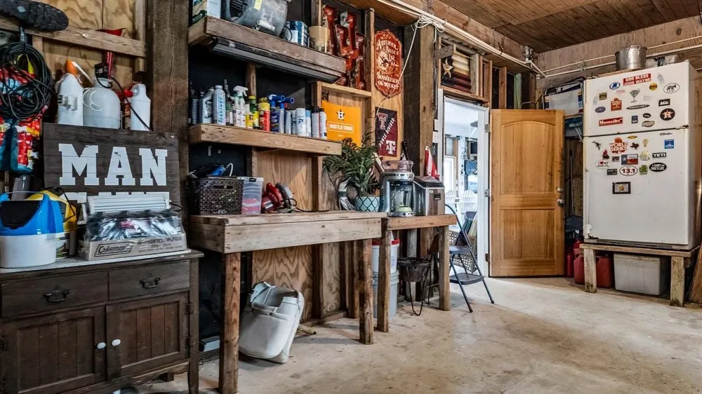 16610 Tern Road Jamaica Beach, TX 77554