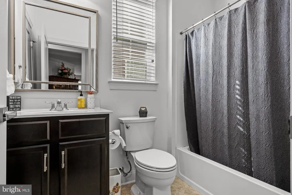 74 LANGPORT DRIVE Medford, NJ 08055