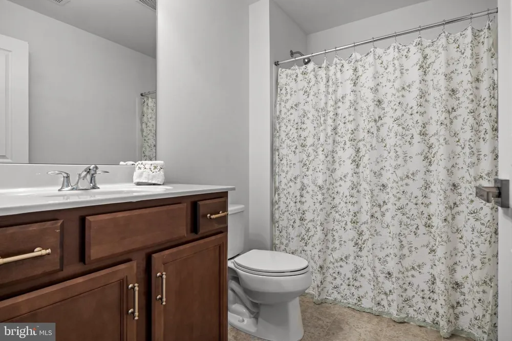 74 LANGPORT DRIVE Medford, NJ 08055