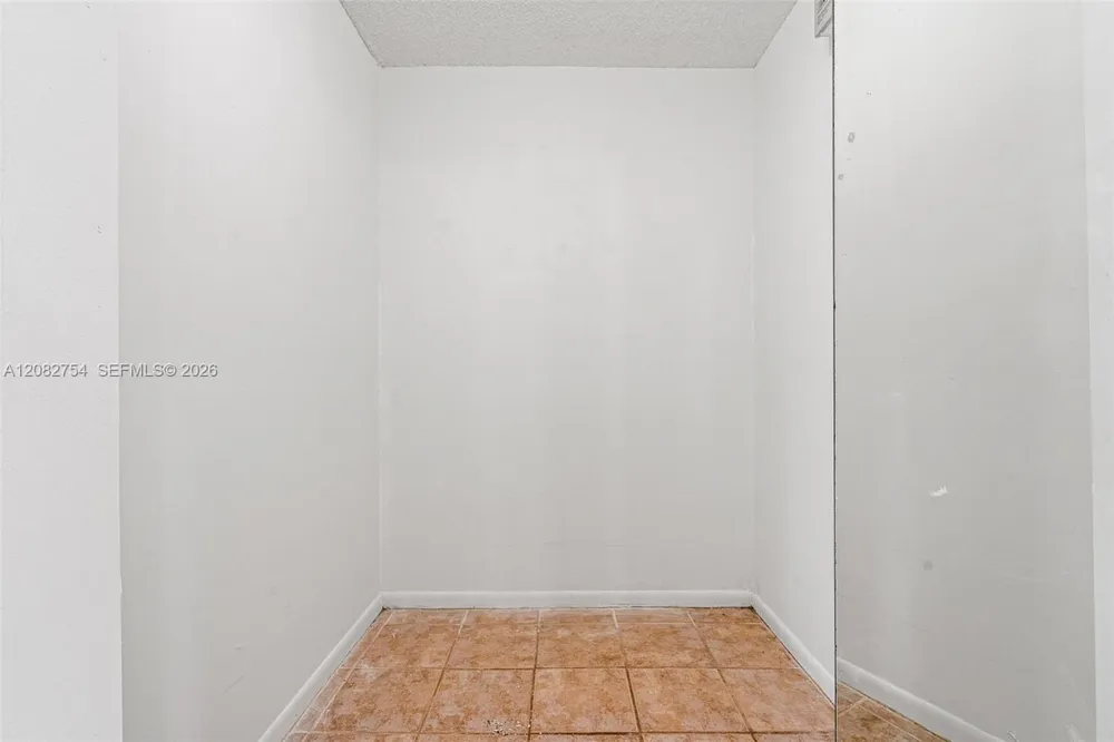 15261 SW 111th St Miami, FL 33196