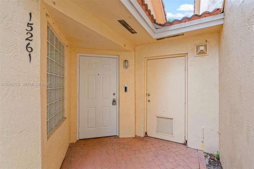 15261 SW 111th St Miami, FL 33196
