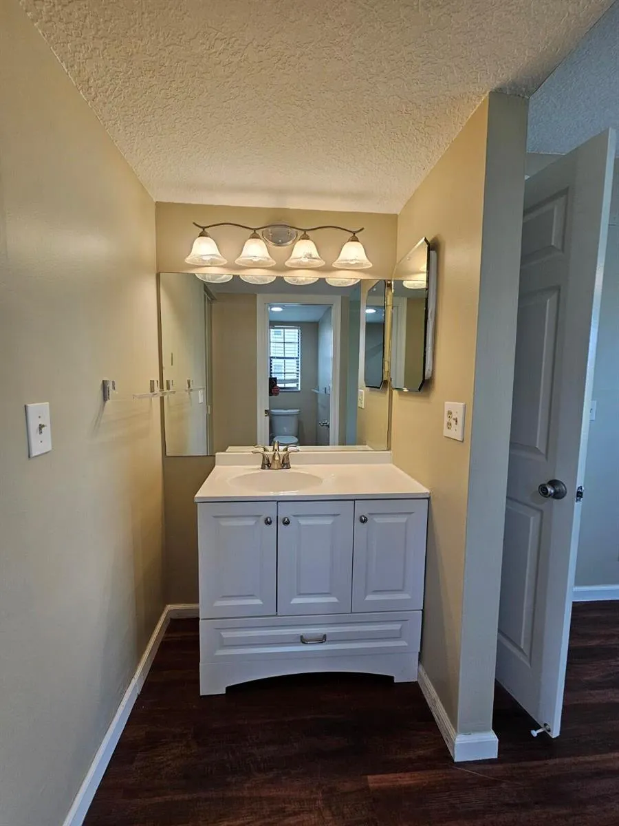 2600 GREENWOOD TERRACE #102 Boca Raton, FL 33431