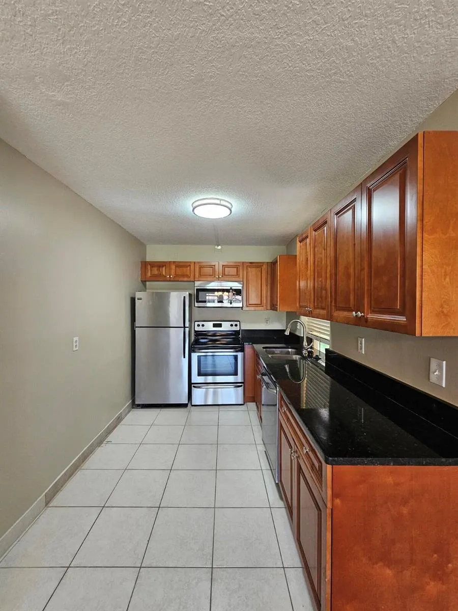 2600 GREENWOOD TERRACE #102 Boca Raton, FL 33431