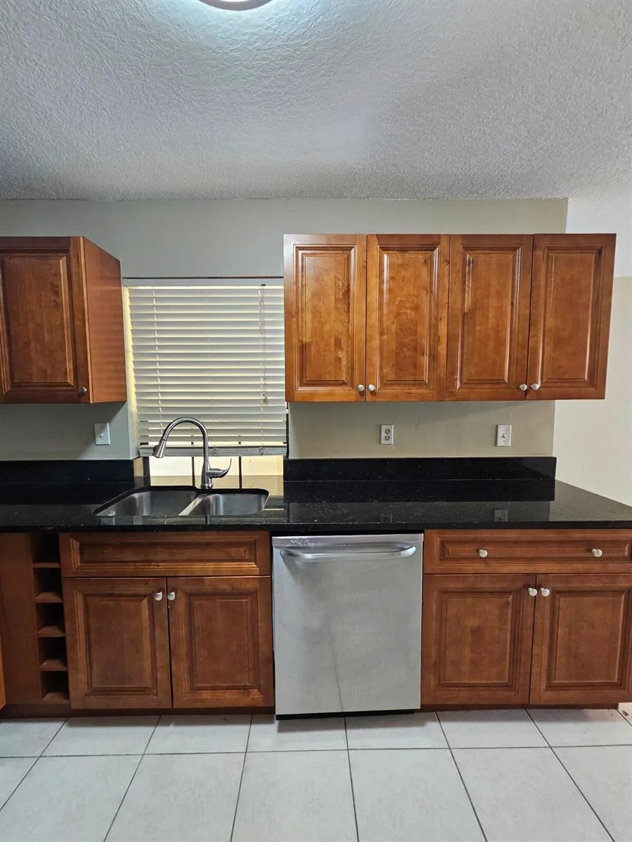 2600 GREENWOOD TERRACE #102 Boca Raton, FL 33431