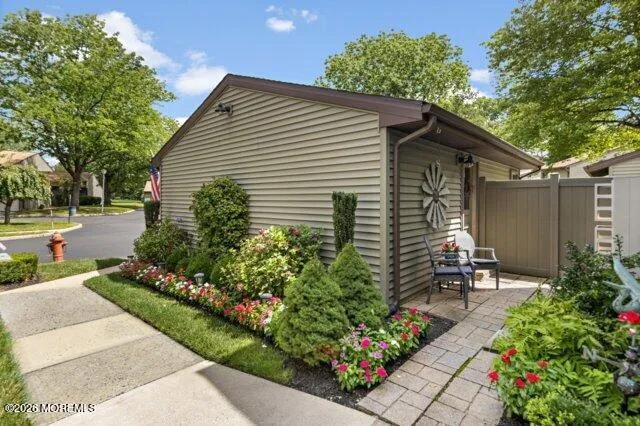 38 Berkshire Court Red Bank, NJ 07701